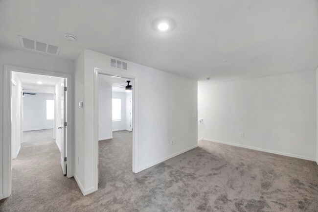 Building Photo - 9304 Bonita Mar Dr