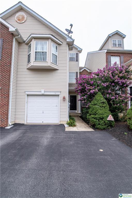 Building Photo - 5811 Fresh Meadow Dr