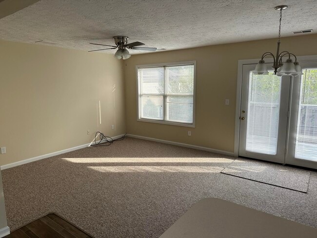 Building Photo - 1021 Excel Ct