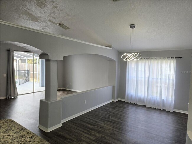 Building Photo - 10117 Somersby Dr