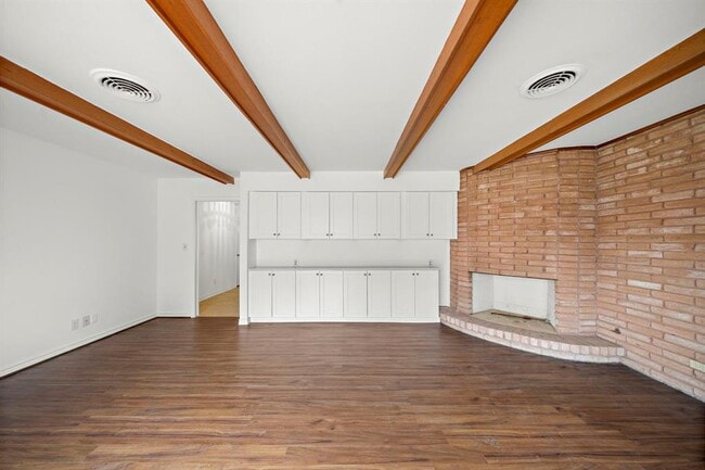 Building Photo - 4802 Braesvalley Dr