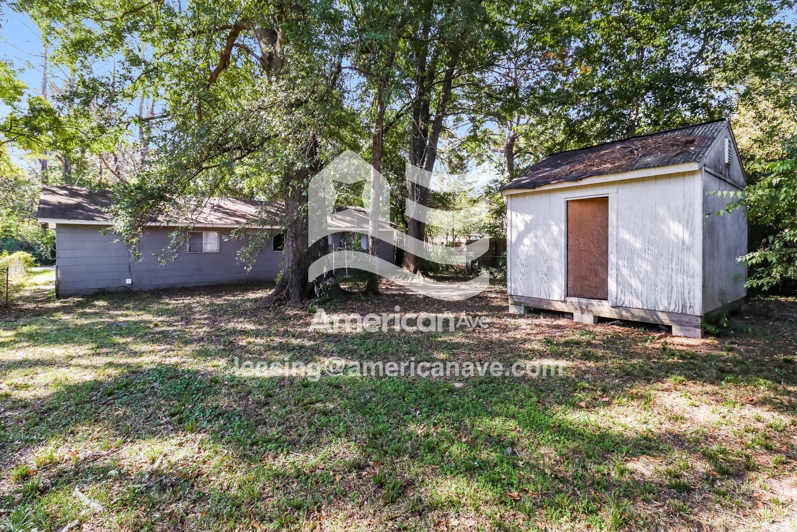 Building Photo - 2640 Greenfield Ave