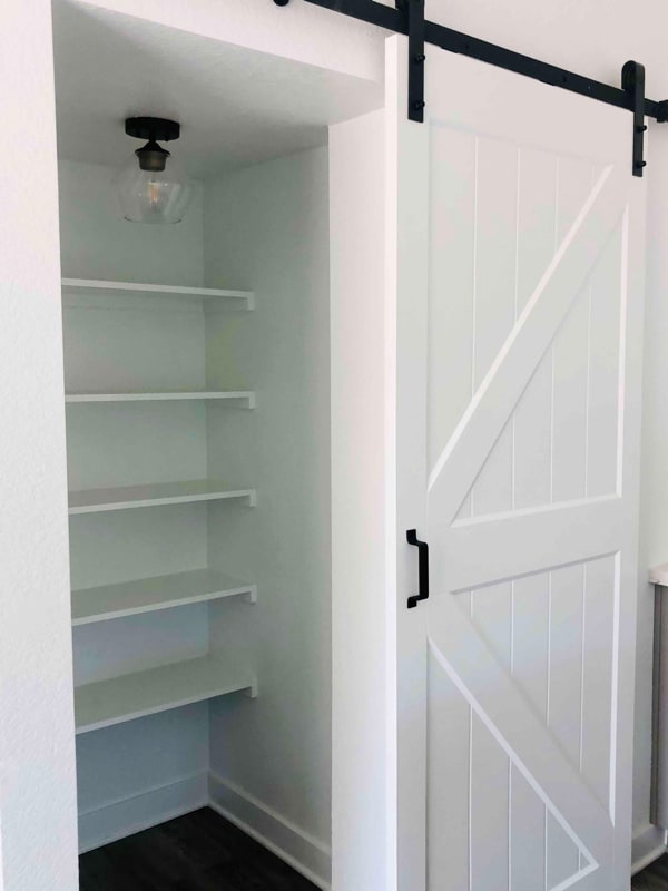 Building Photo - 5813 England St