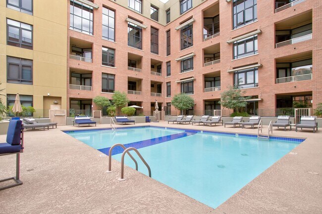 Building Photo - Heart of Old Town!!  Lofted Furnished Rental.  2 Parking Spots. Modern Living Resort!!  Front doo...