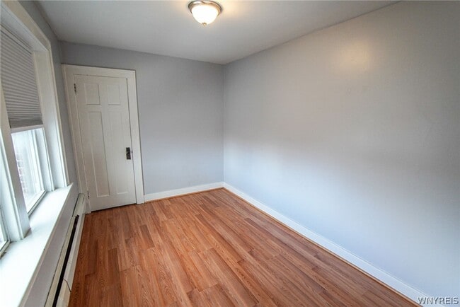 Building Photo - 1225 Hertel Ave