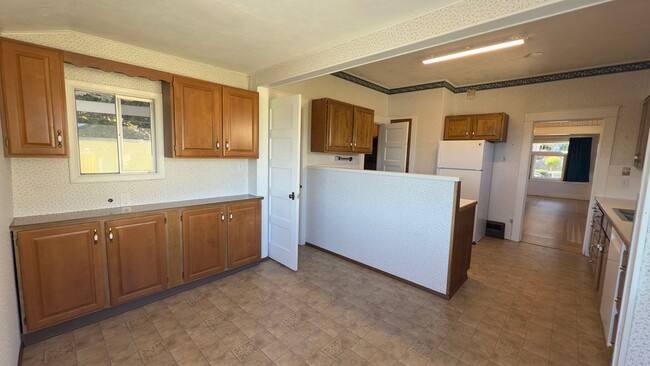 Building Photo - 3360 Harrison Ave