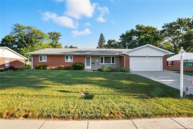 Building Photo - 1033 Georgian Dr