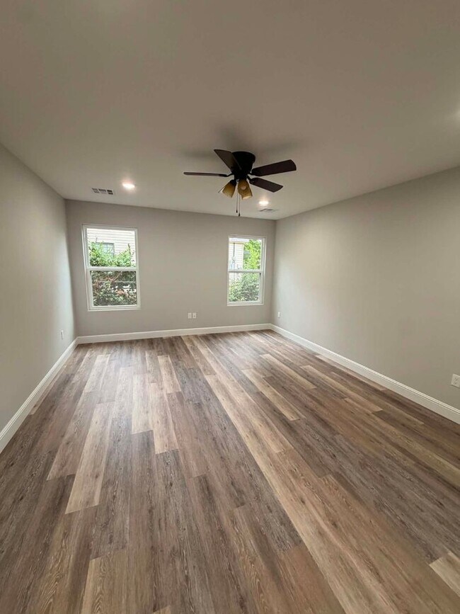 Building Photo - COMING SOON: Be the first to live in this beautiful brand-new 3 bedroom, 2 bathroom home located ...