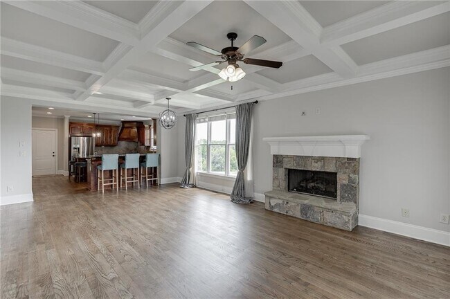 Building Photo - 4612 Grandview Pkwy
