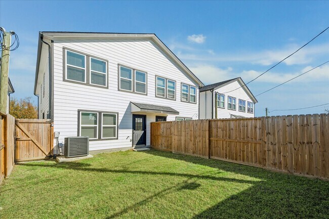 Building Photo - 9913 Porto Rico Rd