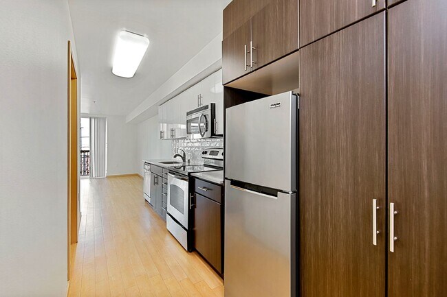 Interior Photo - H2O Apartments