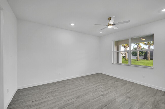 Building Photo - 5742 Graceful Wy