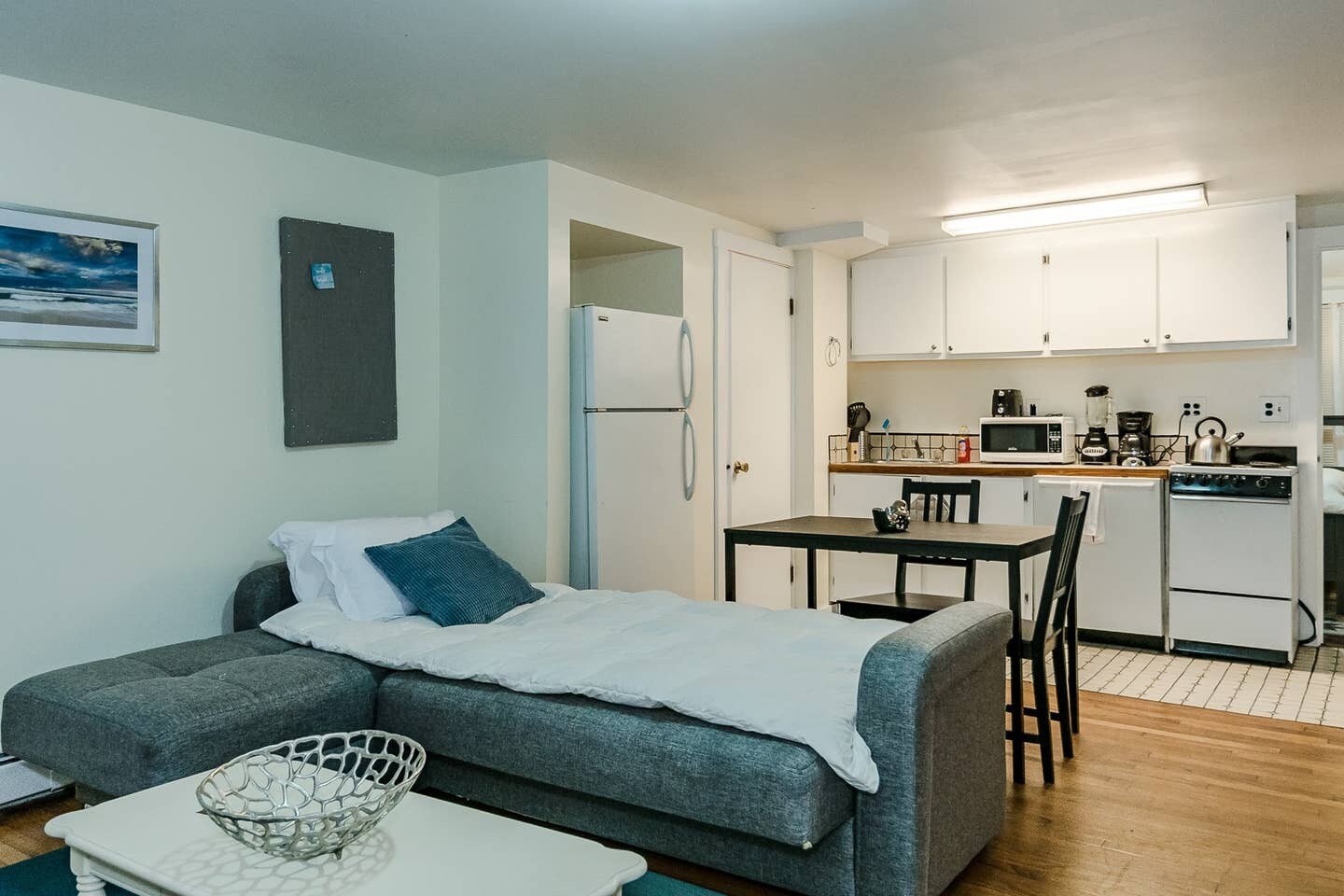 Building Photo - 72 Revere St