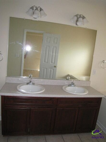 Building Photo - 101 Trevore Ct