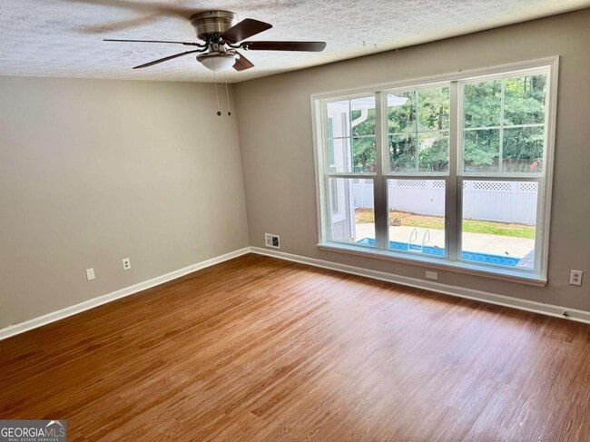 Building Photo - 1516 Chase Ct