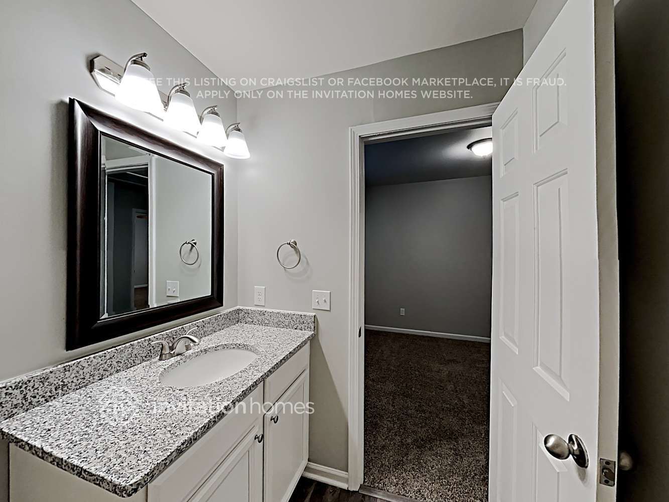 Building Photo - 1215 Pinehaven Ct