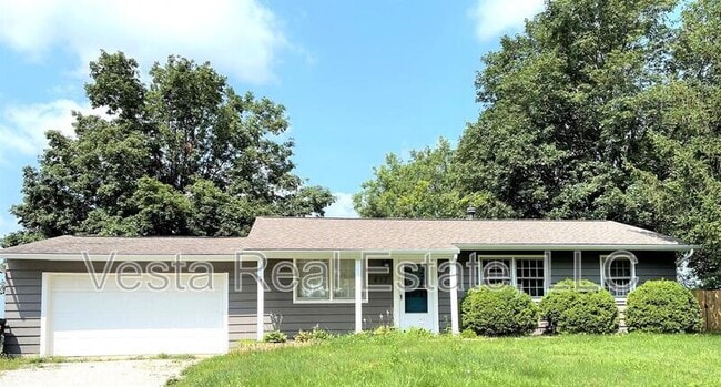 Primary Photo - 407 Priscilla Ln