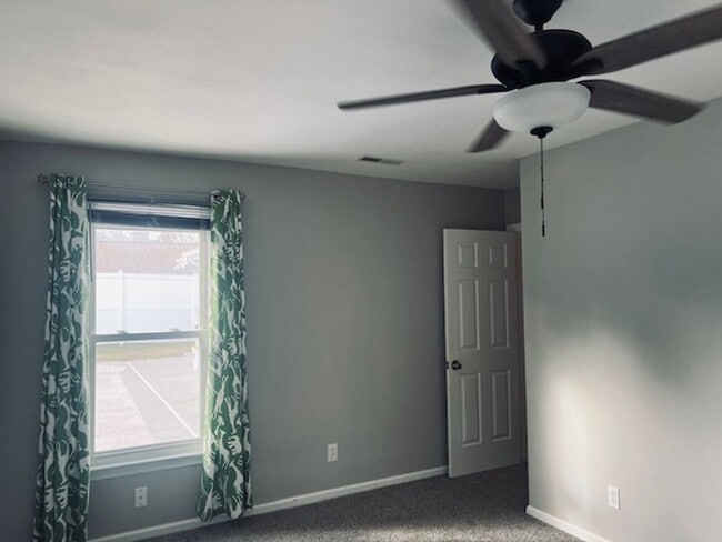 Building Photo - 1101 Warner Hall Dr