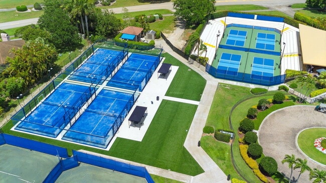 Building Photo - 7798 La Mirada Dr