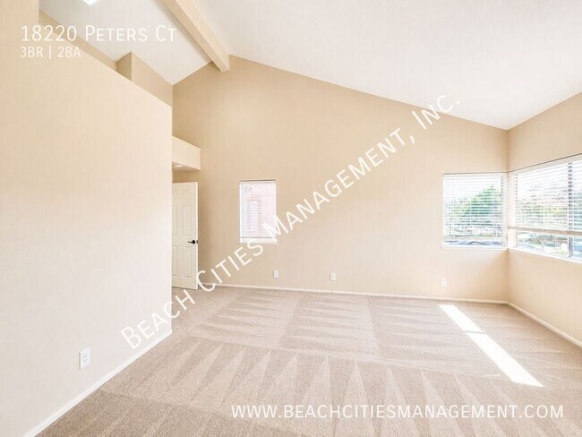 Building Photo - 18220 Peters Ct