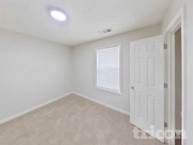 Building Photo - 1542 Alcovy Falls Dr SE