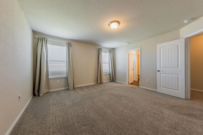 Building Photo - 1248 Fairhaven Gtwy