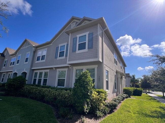 Primary Photo - TWO BEDROOM TOWNHOUSE WITH LOFT AND PRIVTE...