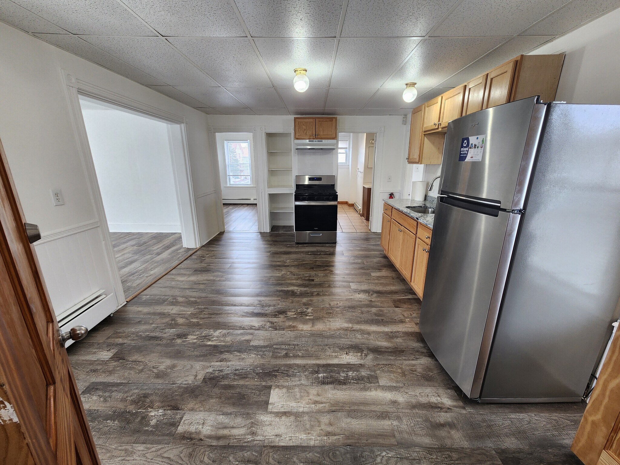 Building Photo - 37 Watson St