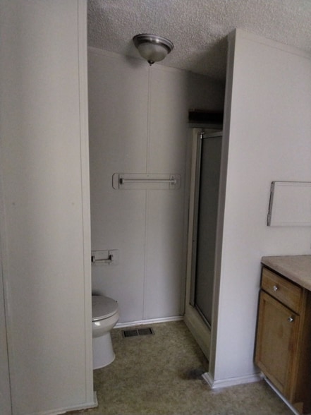 Building Photo - 15509 Parret Ln