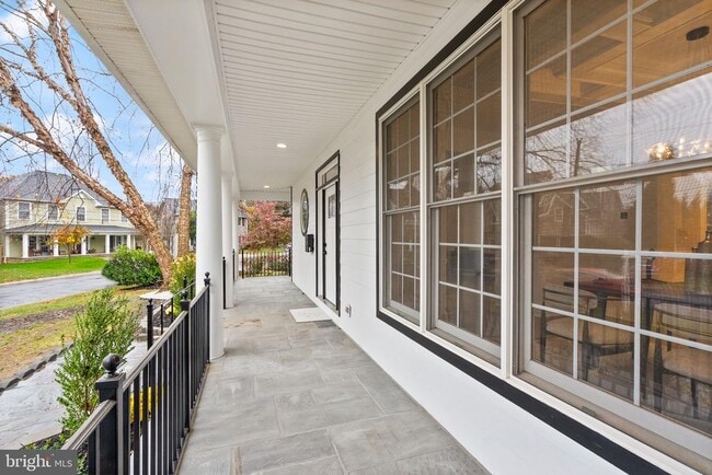 Building Photo - 3336 Jones Bridge Ct