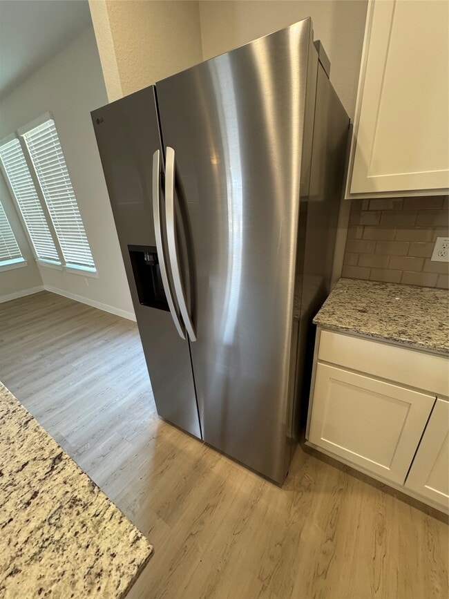 Building Photo - 2978 Pk Hl Ln