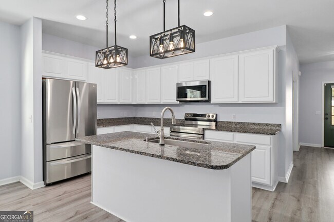 Building Photo - 120 Greenbriar Dr