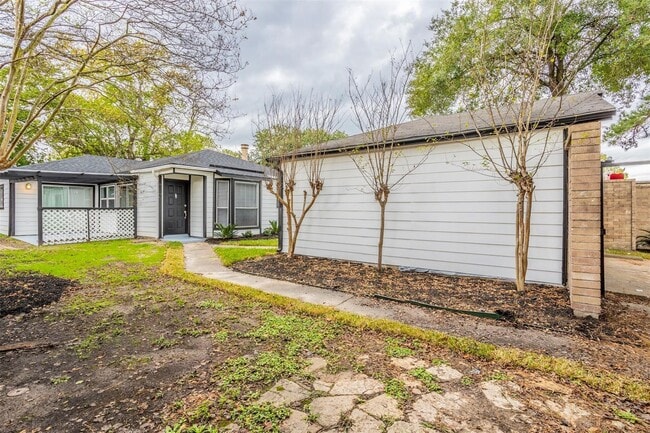 Primary Photo - 10639 Autumn Meadow Ln