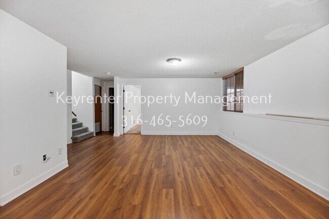 Building Photo - Beautiful 4 Bed 3 Bath in Andover School District!