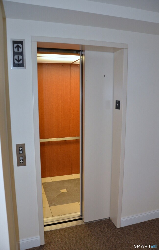 Building Photo - 365 Westport Ave