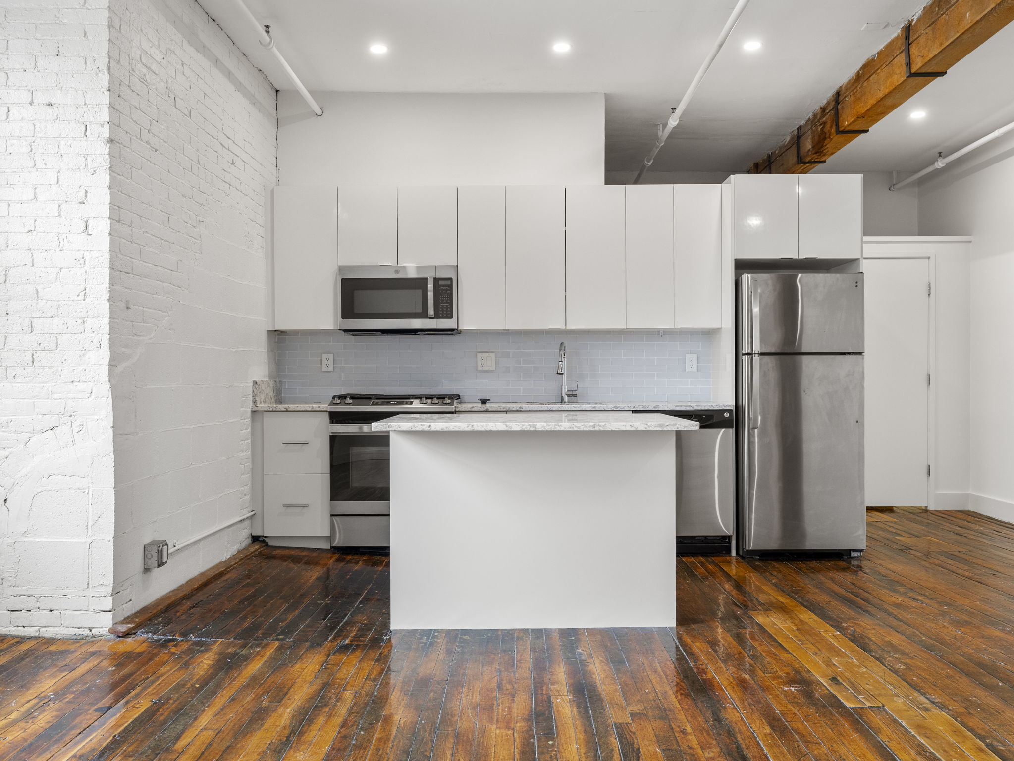 Building Photo - 719 Tremont St