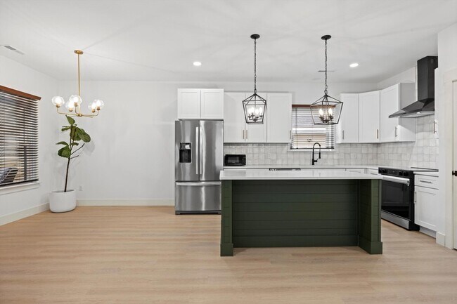 Building Photo - 2505 Vance Ave