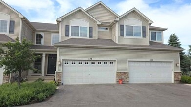 Building Photo - 532 S Jade Ln