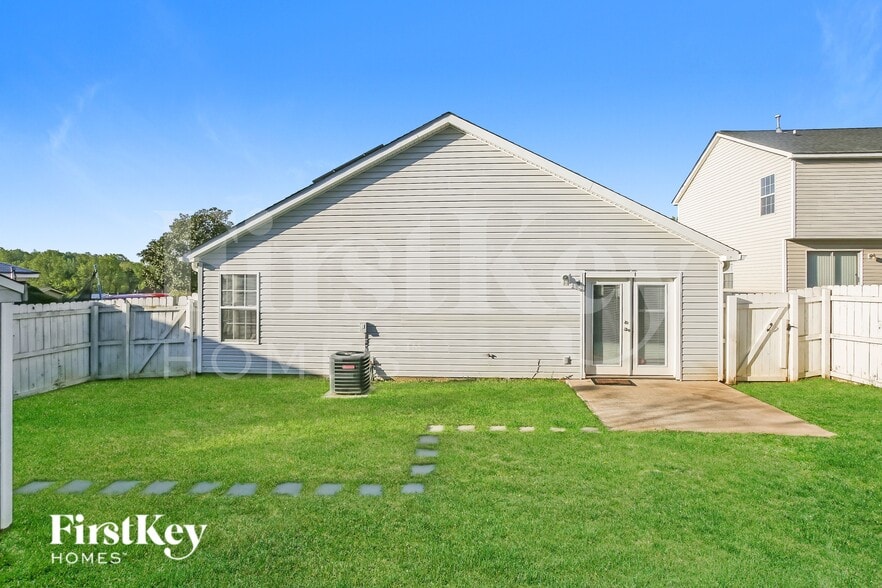 Building Photo - 11610 Banyan Ct