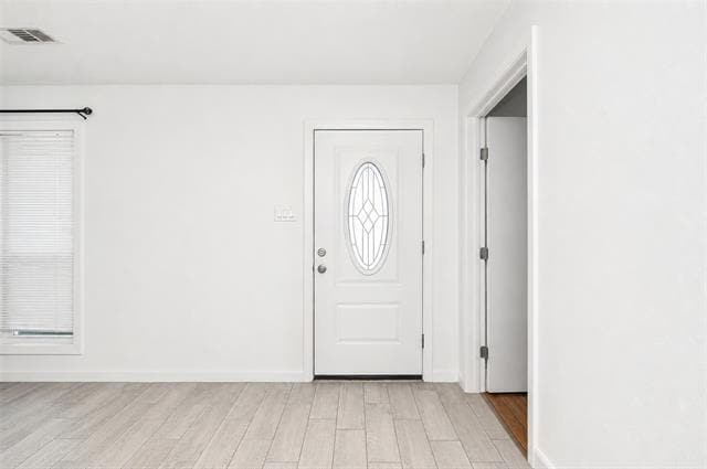 Building Photo - 1701 Brook Hollow Dr