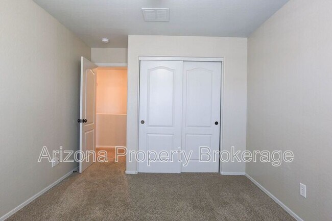 Building Photo - 16862 N 182nd Ln
