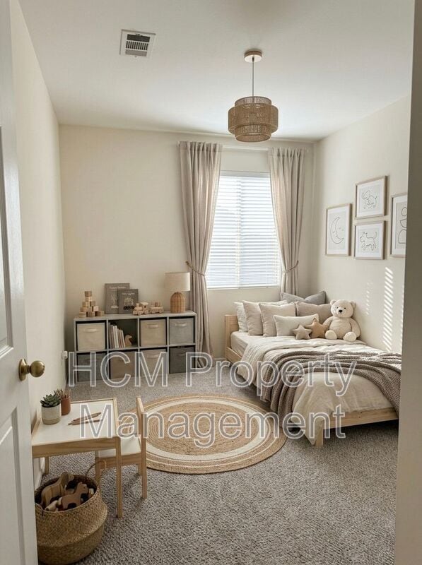 Building Photo - 4254 S Hermosa Paseo