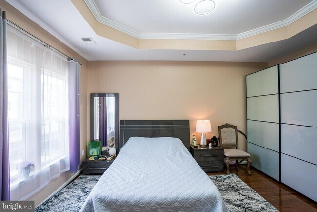 Building Photo - 7855 Port Capital Dr