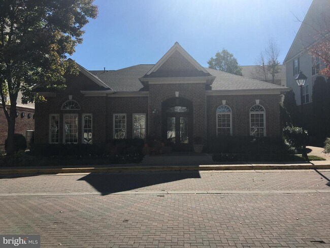 Building Photo - 3015 Nicosh Cir