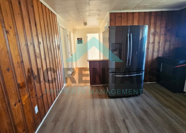 Building Photo - 252 Westbrook Ave