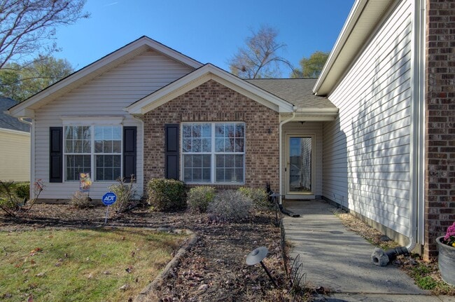 Building Photo - COMING SOON! Beautiful 3BR/2BA Home with Bonus Room in Sought-After Arbor Creek, Charlotte