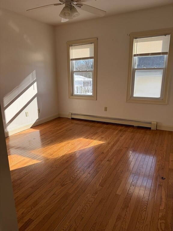 Building Photo - 52 Floral St