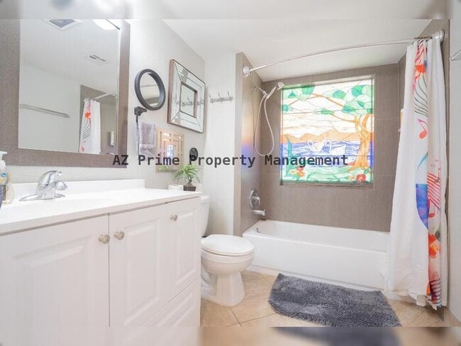 Building Photo - 3314 N 68th St