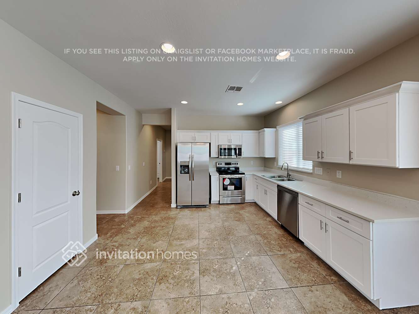 Building Photo - 34927 N Mirandesa Dr