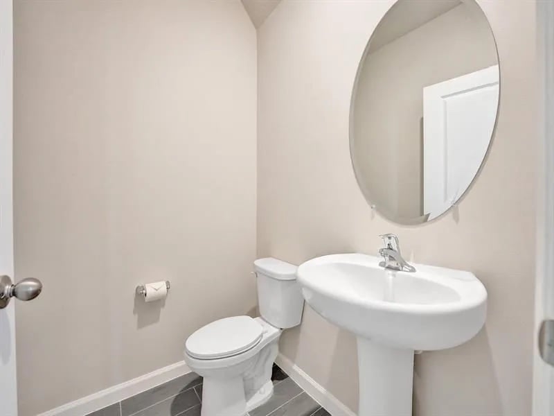 Building Photo - 5671 Enclave Dr